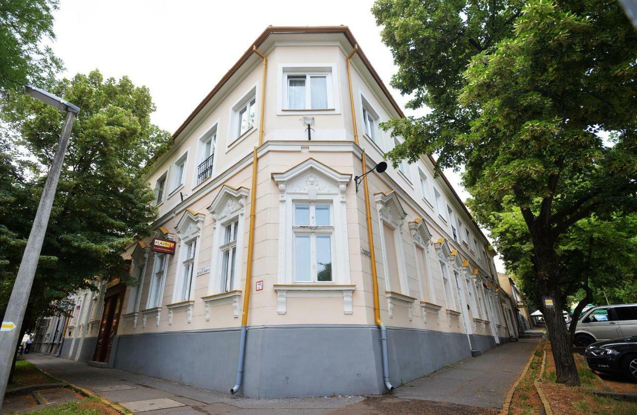 Villa Bohemia Эгер Экстерьер фото